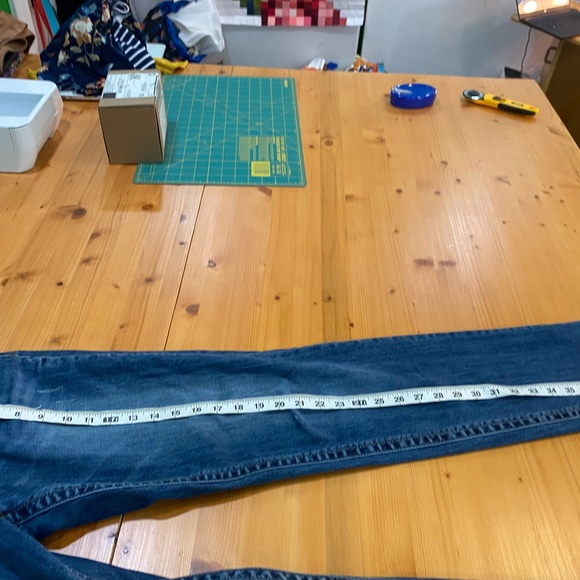 Kut from the Kloth Stevie distressed straight leg jeans - Picture 6 of 6